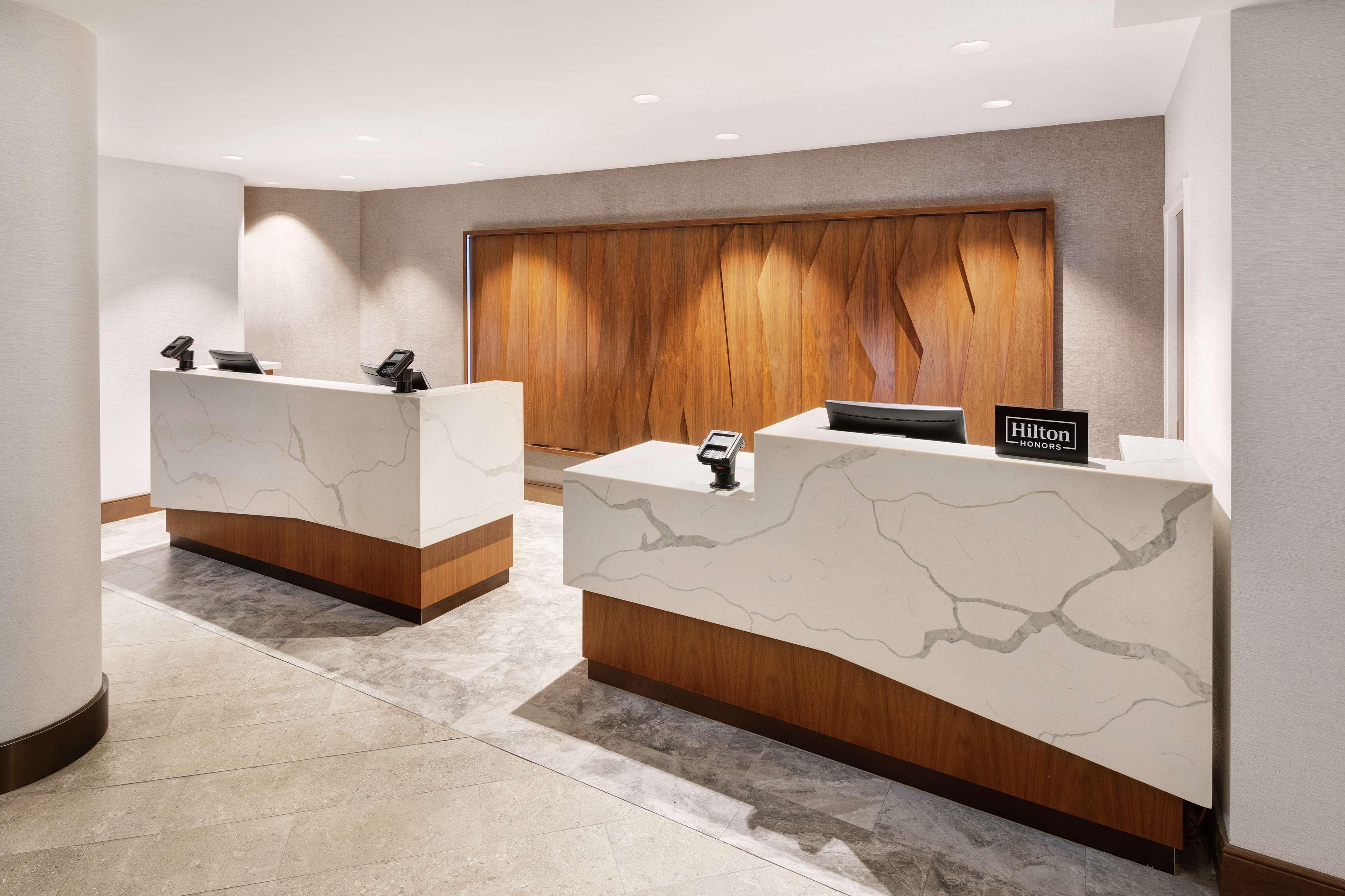 Embassy Suites Tysons Corner Kültér fotó