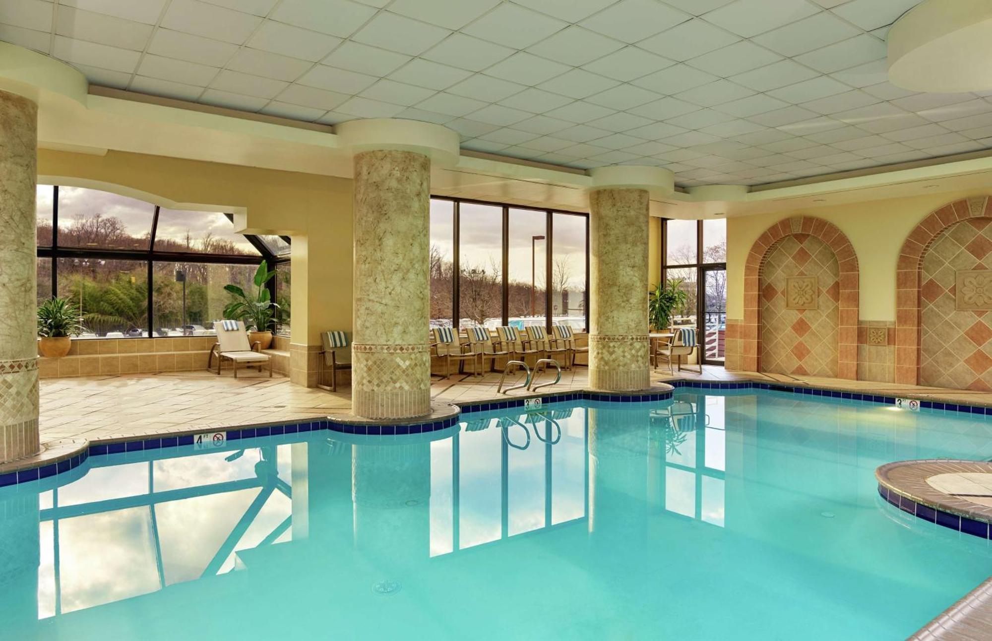 Embassy Suites Tysons Corner Kültér fotó