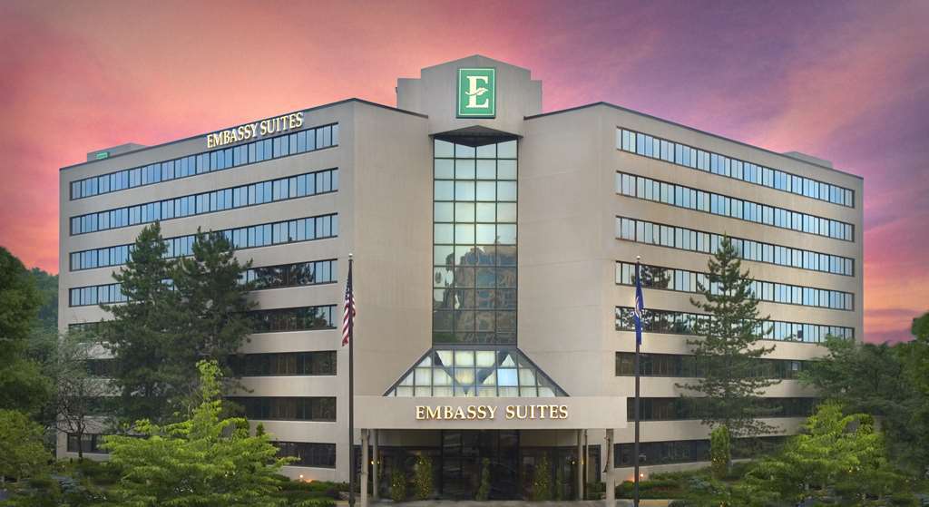 Embassy Suites Tysons Corner Kültér fotó