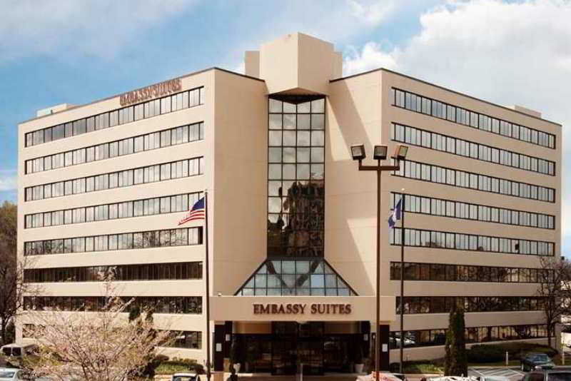 Embassy Suites Tysons Corner Kültér fotó